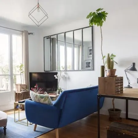 Modern Guy Moquet Citycosy